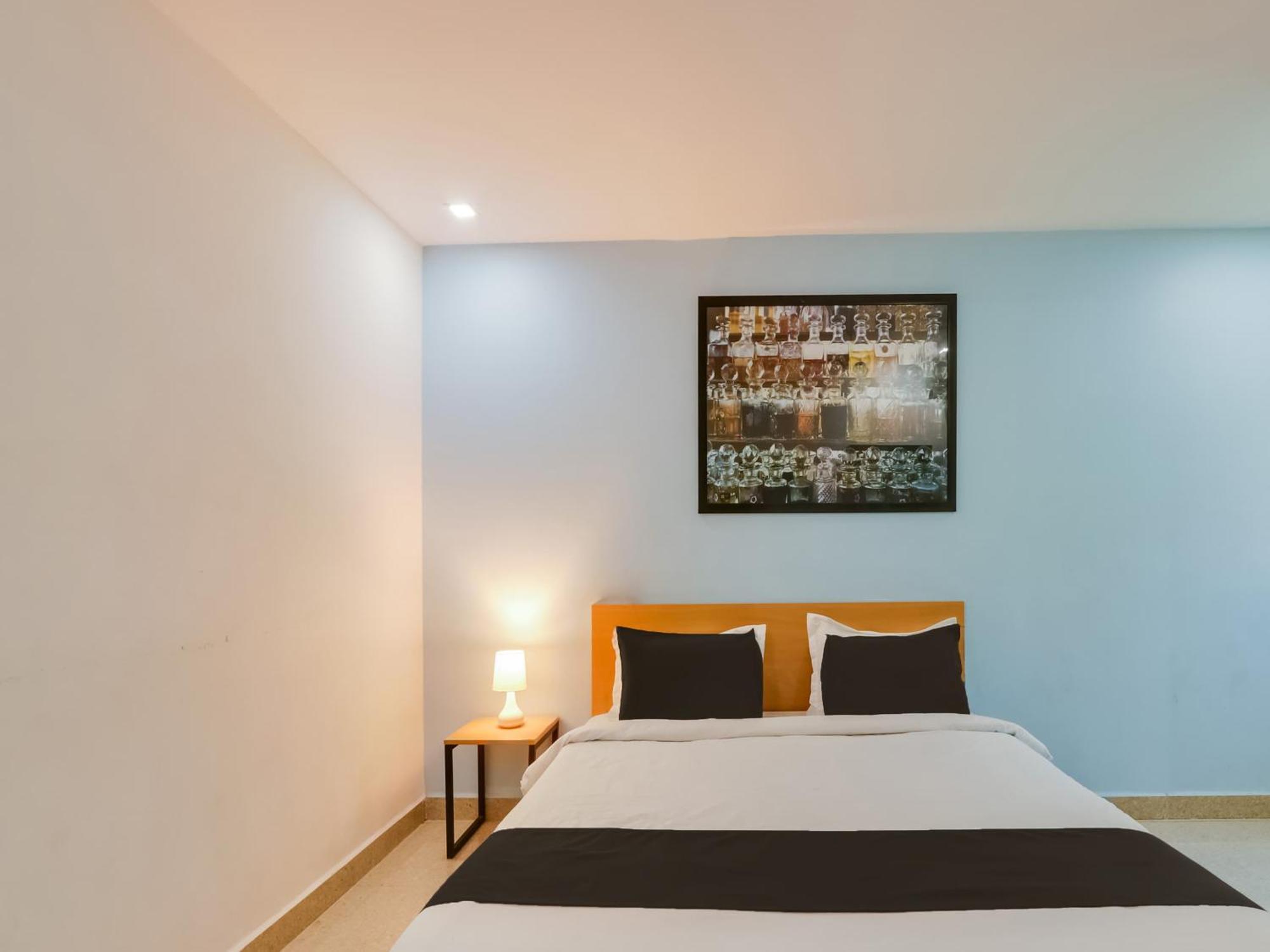 Super Townhouse Qualia Prime Hotel Near Nexus Mall Hyderabad Esterno foto