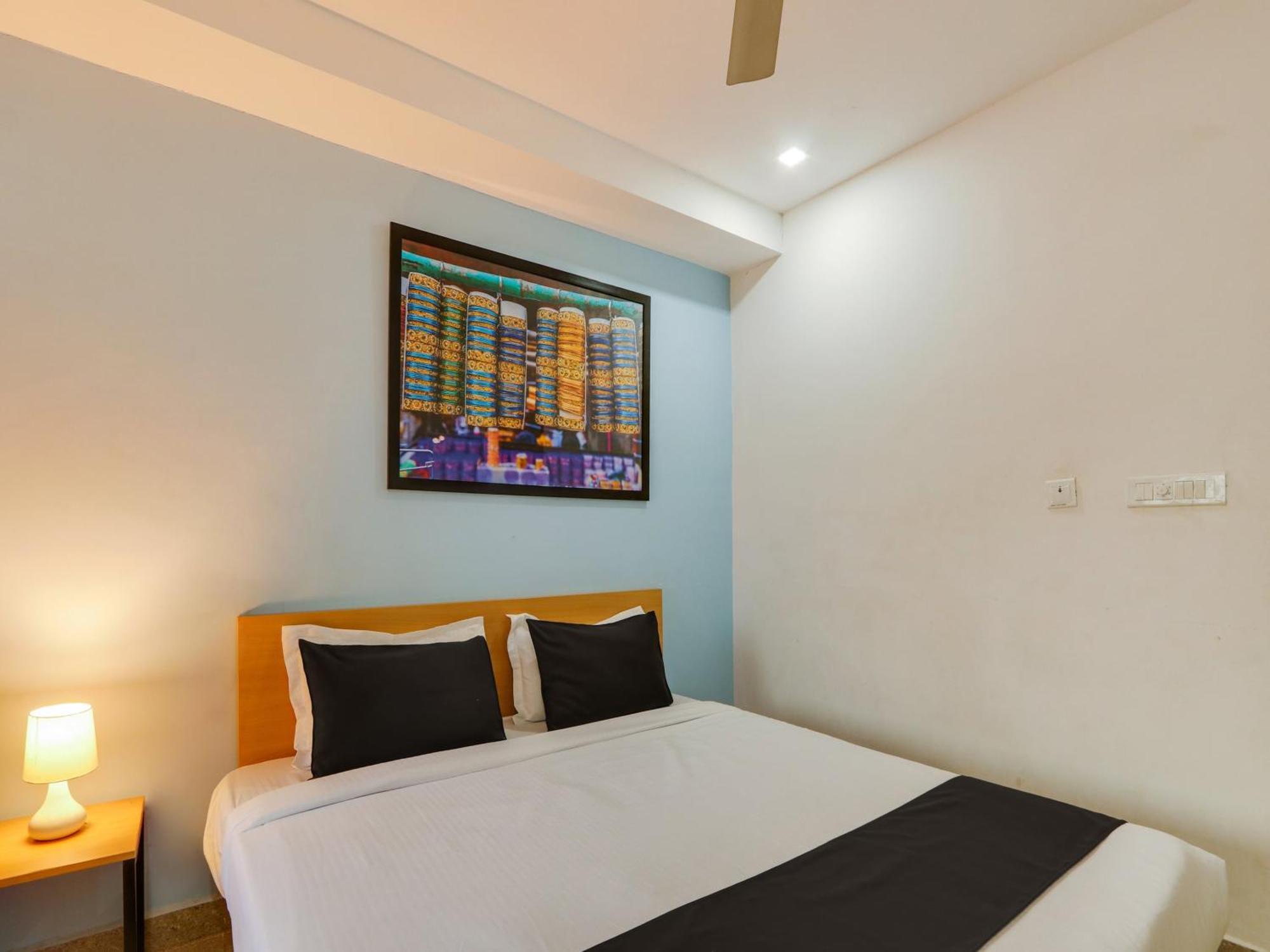 Super Townhouse Qualia Prime Hotel Near Nexus Mall Hyderabad Esterno foto